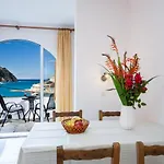 Апартаменты Gardenia House Асос