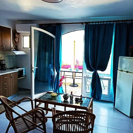Gardenia House أسوس